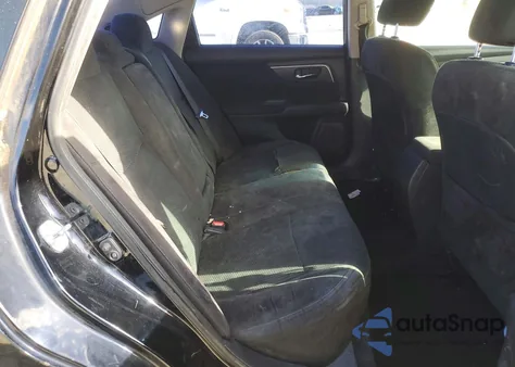 2015 Nissan Altima из США, поврежденный, VIN 1N4AL3AP0FN322504